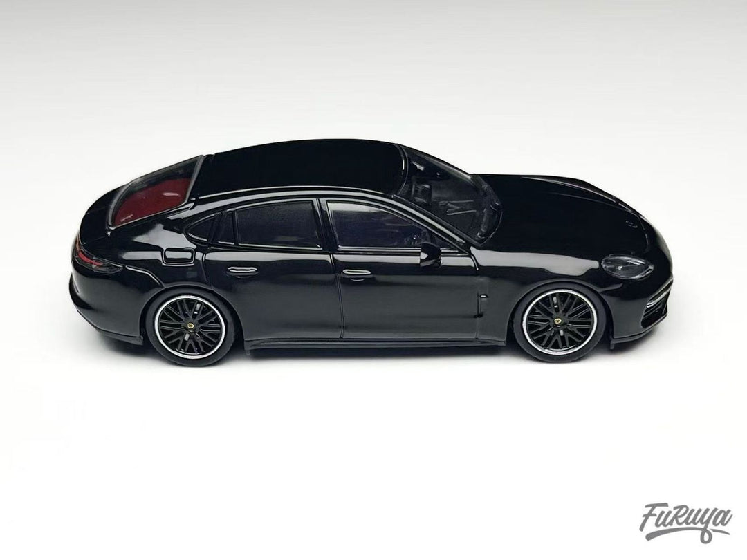 Furuya 1:64 Porsche Panamera Turbo Sedan/Shooting Brake Ver (2 Colors)