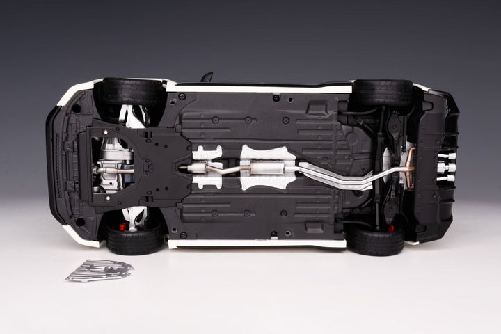 [Preorder]  MOTORHELIX 1:18 Honda Civic Type R (FL5) Fully Opened Championship White M85301