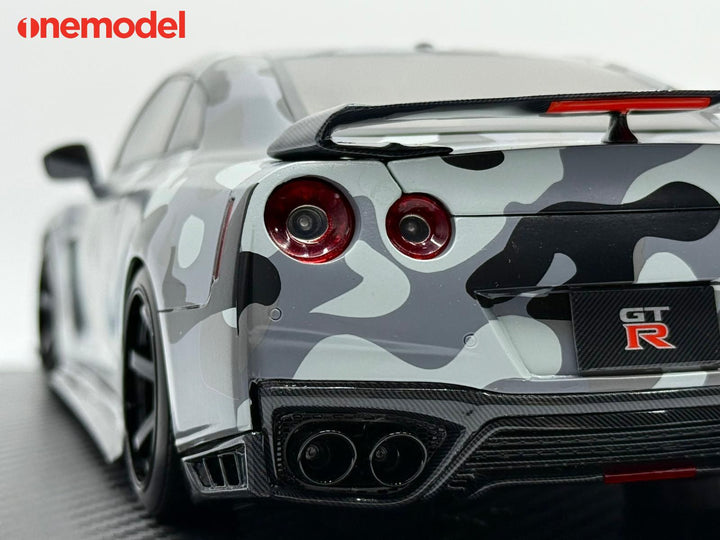 [Preorder] One Model 1:18 GTR R35 Custom Edition (5 Colours)