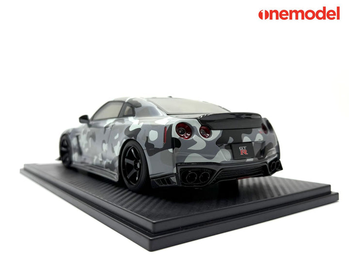 [Preorder] One Model 1:18 GTR R35 Custom Edition (5 Colours)