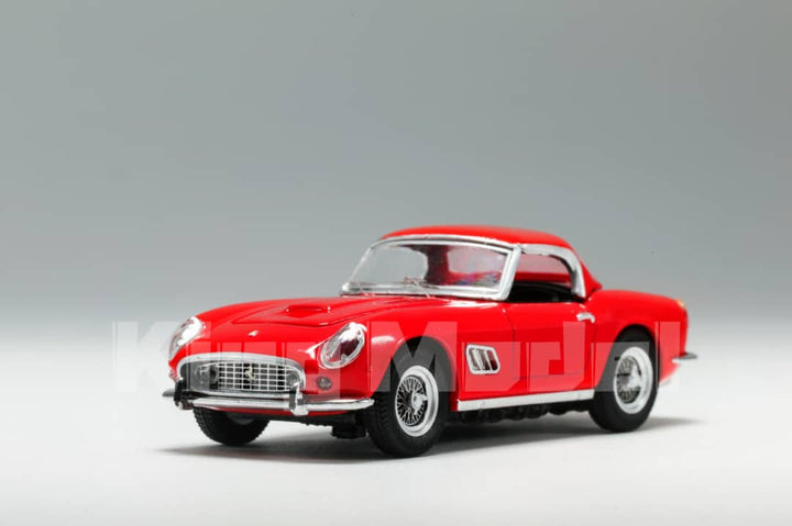 King Model 1:64 Ferrari 250GT California convertible version (3 Colors)
