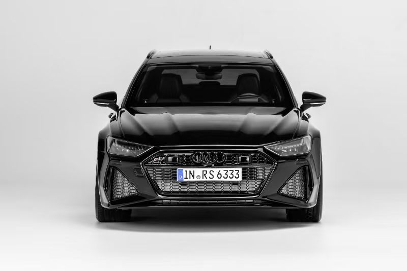 Motorhelix 1:12 Audi RS6 Avant (C8) 2021 Resin Model (3 Colors)