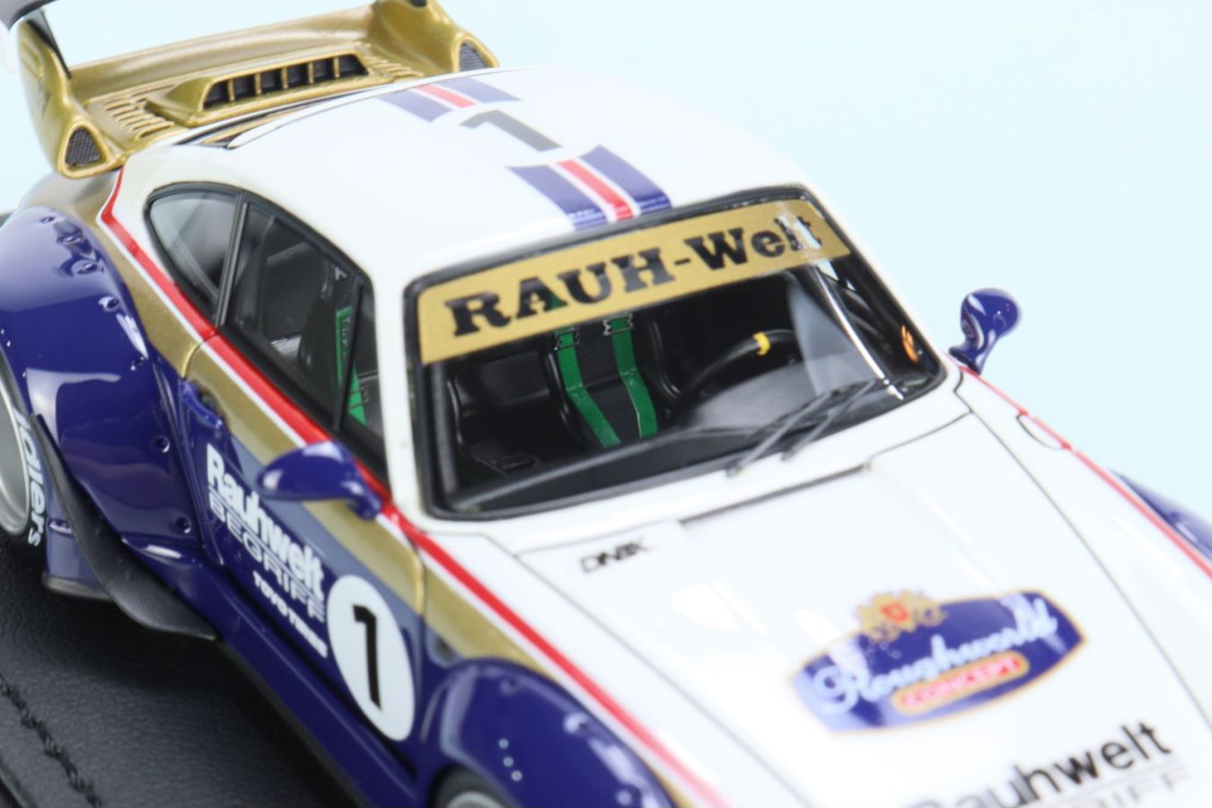 Ignition Model 1:43 RWB 993 White/Gold/Blue IG2171 – Horizon Diecast