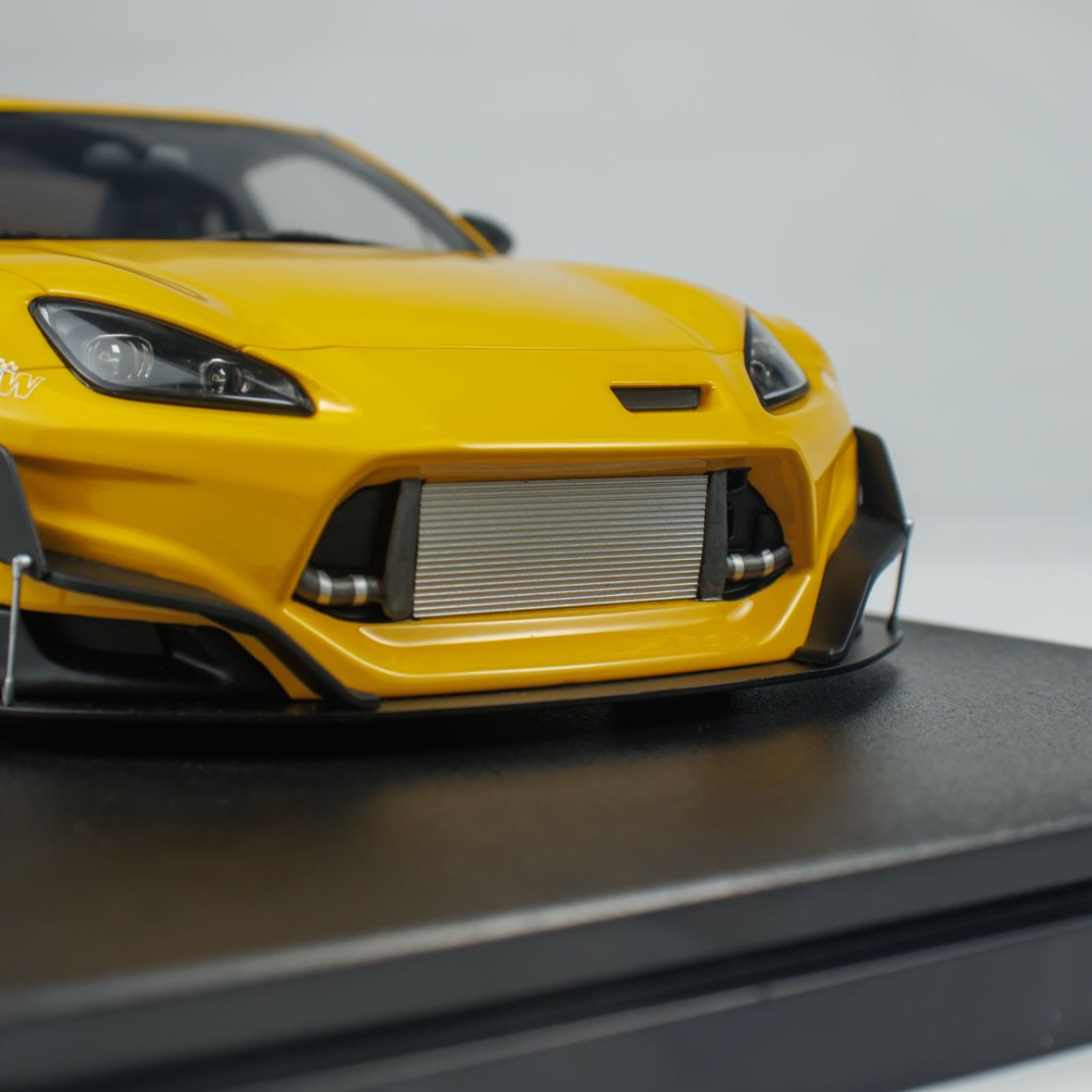 GT Spirit 1:18 Toyota GR86 Rocket Bunny Yellow CLDC043 – Horizon