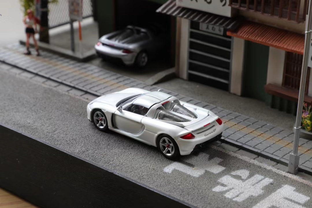 [Preorder] Funny Model 1:64 Porsche Carrera GT (3 Colours)