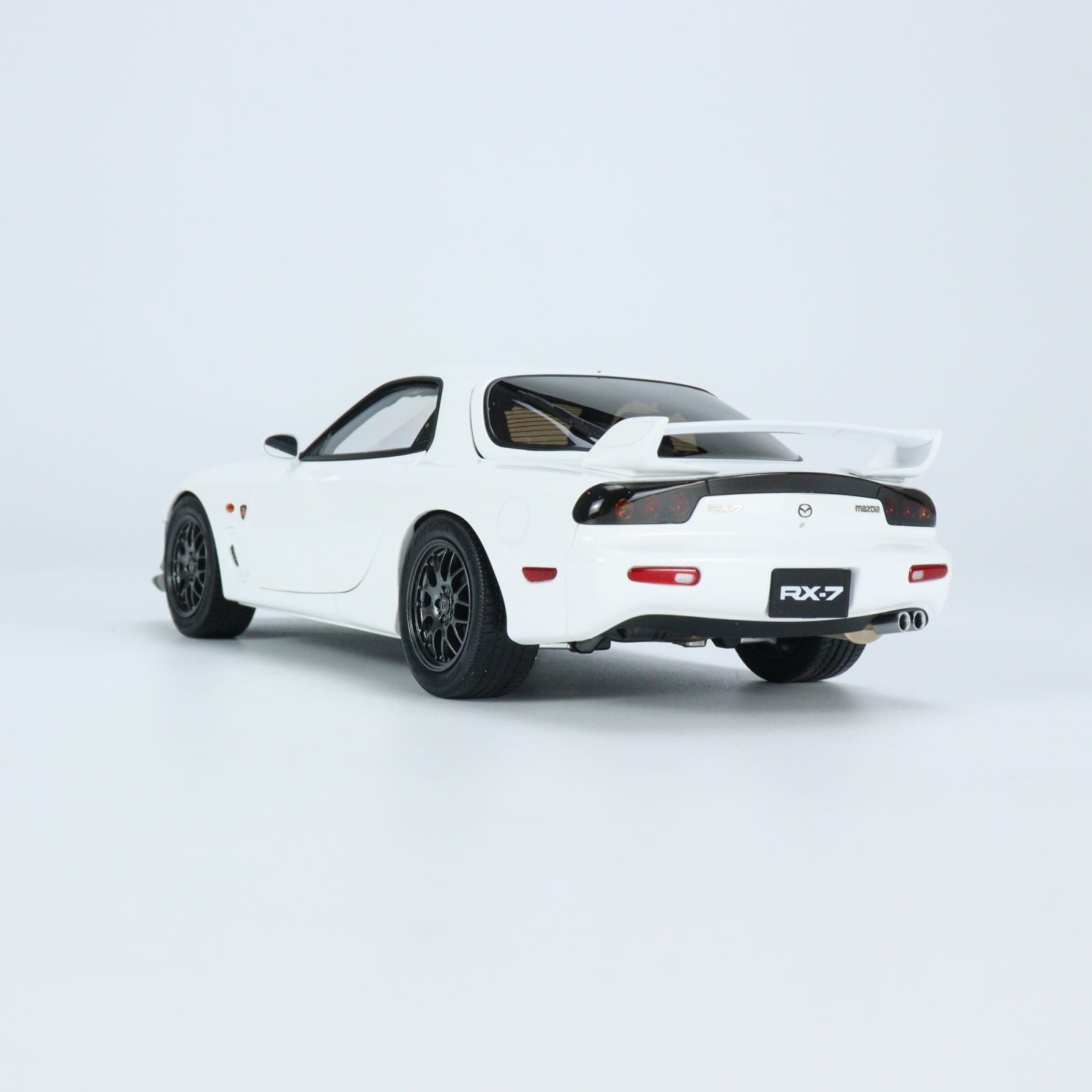 Polar Master 1:18 Mazda RX-7 Spirit R White Diecast Full Open