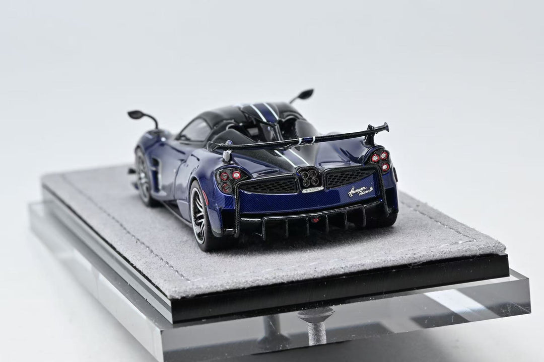 [Preorder] DMH 1:64 Pagani Huayra Roadster (5 Colours)