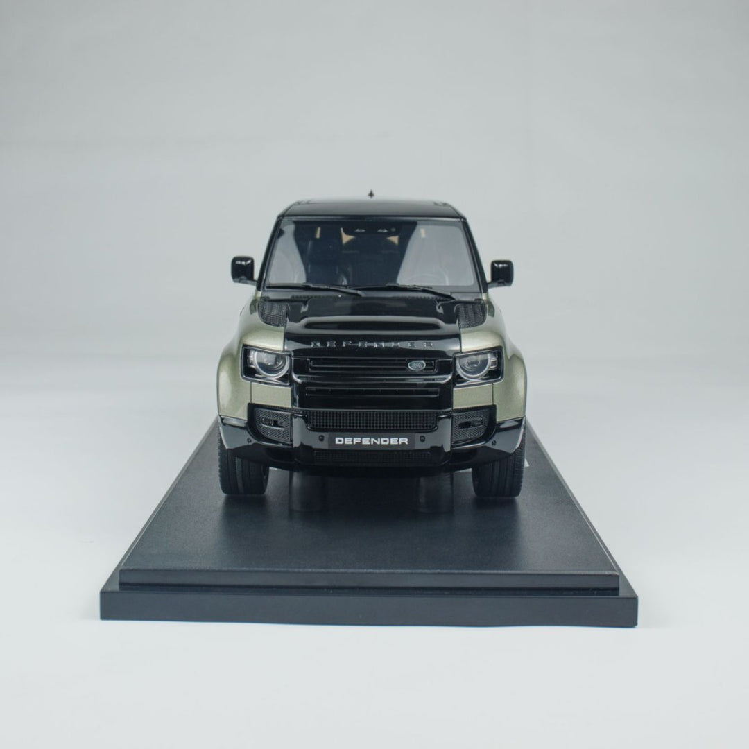GT Spirit 1:18 LAND ROVER DEFENDER P400 X-DYNAMIC HSE PANGEA GREEN 2021 GT517