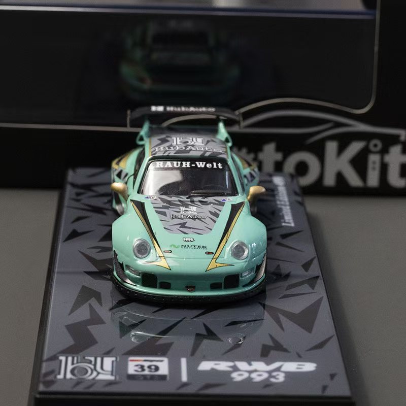 [Preorder] Motokit 1:64 Porsche RWB 993 (2 Colours)