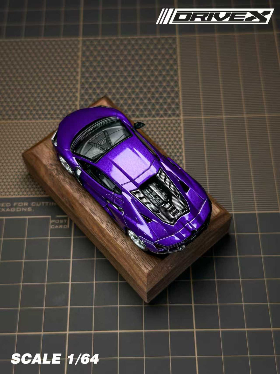[Preorder] Drive X 1:64 Lamborghini Revuelto Hanging Card Board (7 Colours)