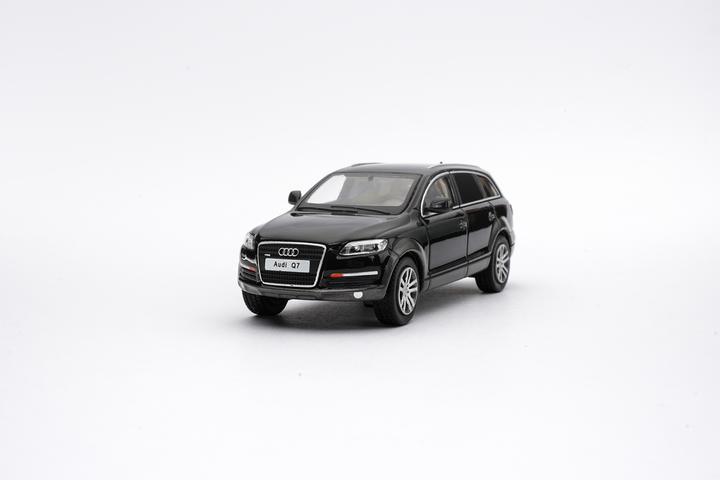 Masdi 1:64 Audi Q7 FSI quattro 2008 (2 Colours) AD3100/AD3101