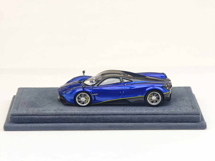 [Preorder] GRADE PRO 1:64 Pagani Huayra (6 Colours)