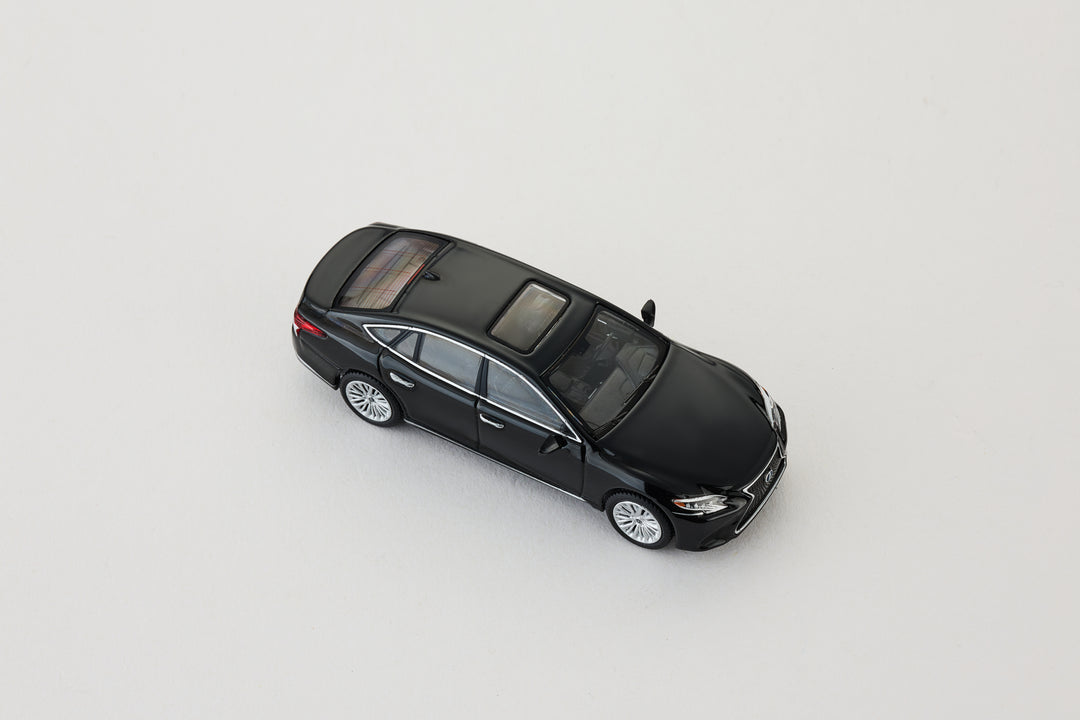Massdi 1:64 Lexus LS500h Black LEX1100