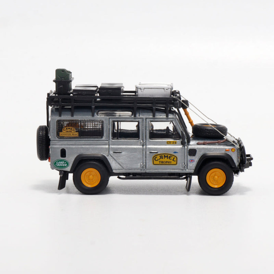 [Preorder] Master Model 1:64 Land Rover Defender 110 Accessory Version (3 Variants)