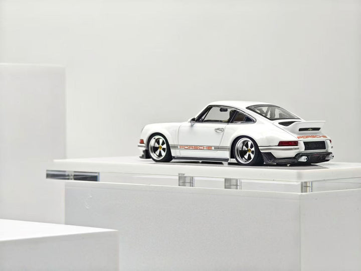 Zincit Model 1:43 Porsche Singer DLS (3 Colours)