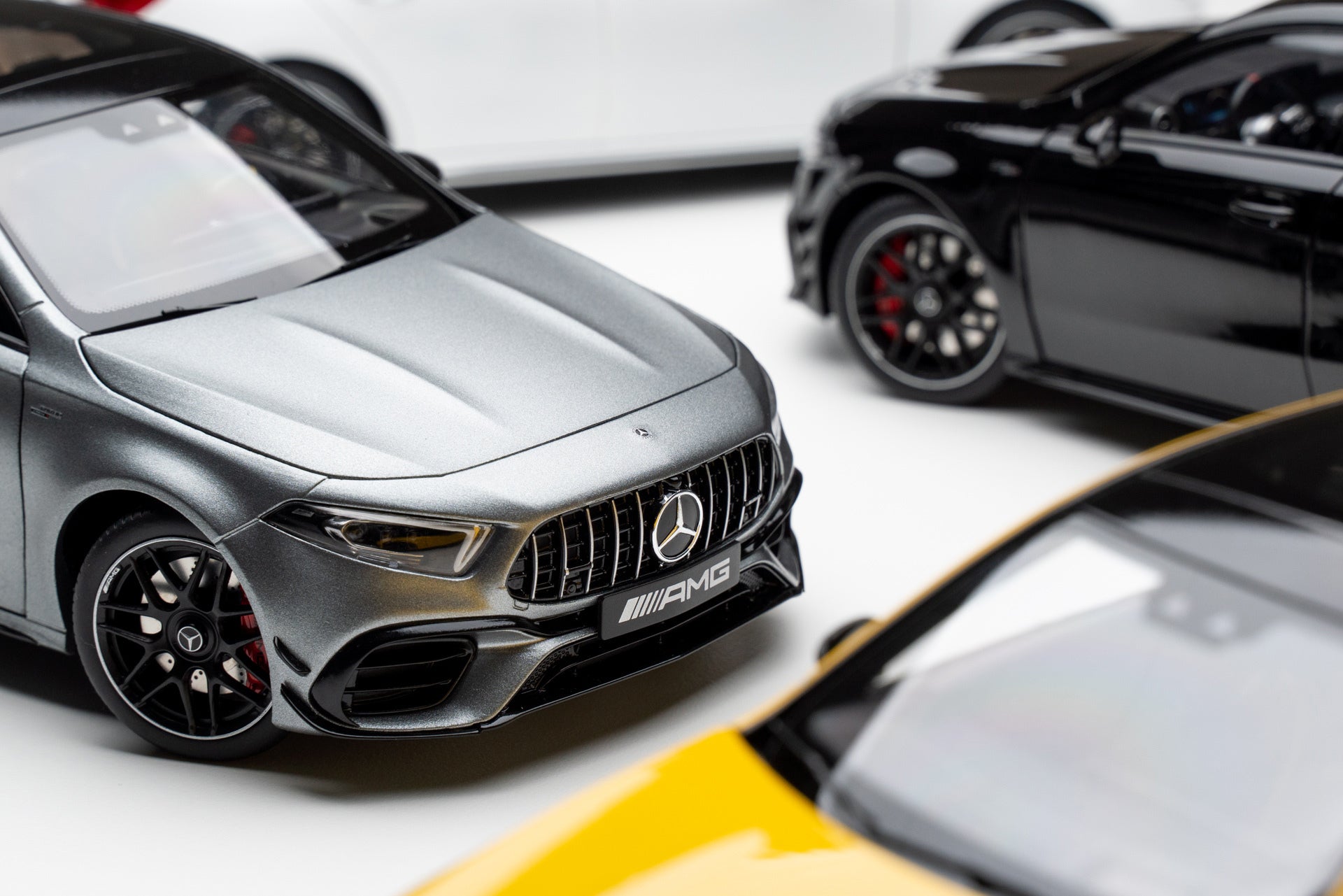 Kiloworks 1:18 Mercedes-Benz AMG A45 S Grey LHD KLW000301