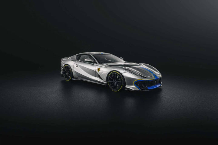 [Preorder] GlamCraft 1:64 Ferrari 812C GT Silver Blue Stripes