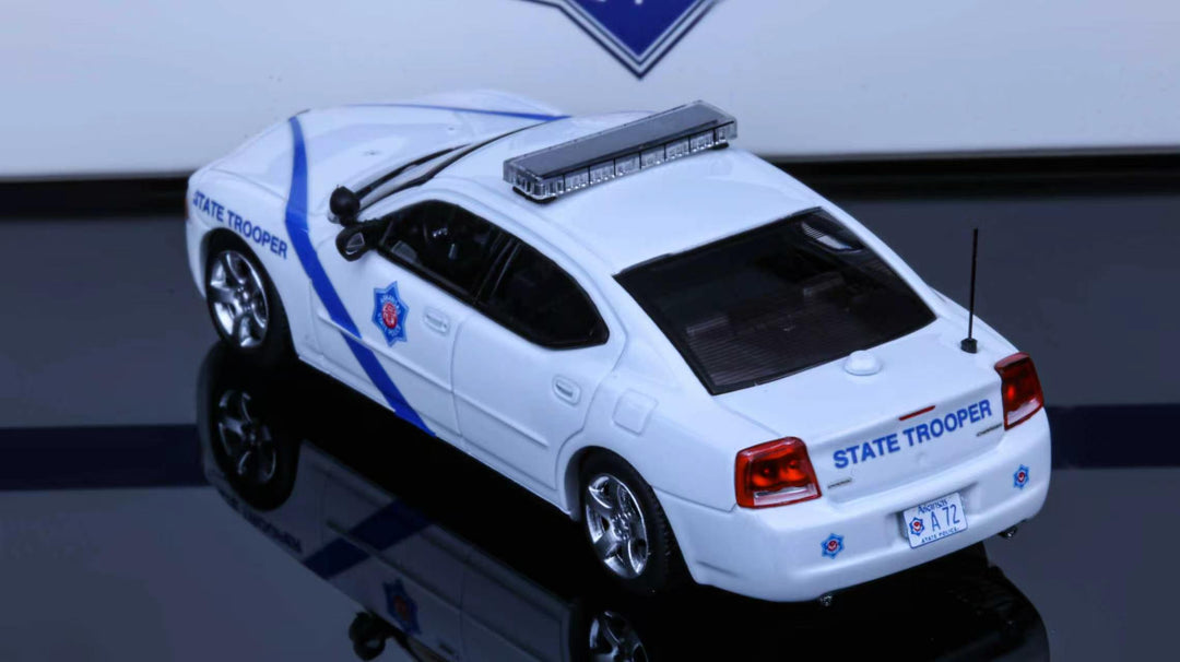 [Preorder] Rollin 1:64 Dodge Charger 08 Arkansas State Police Car