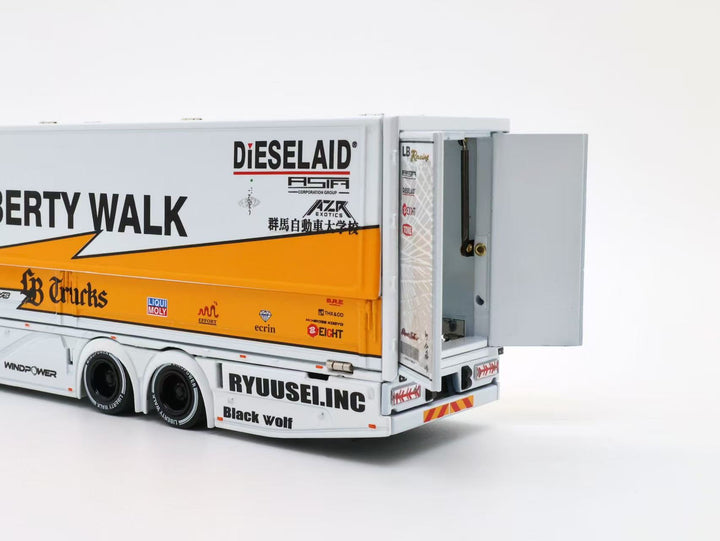 [Preorder] Tubro Truck 1:64 Super Great LBWK Mitsubishi Fuso Yellow Lightning Silhouette Livery