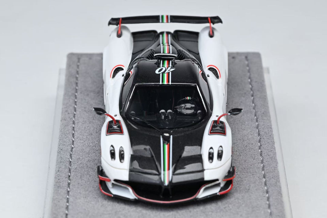 [Preorder] DMH 1:64 Pagani Huayra Roadster (5 Colours)