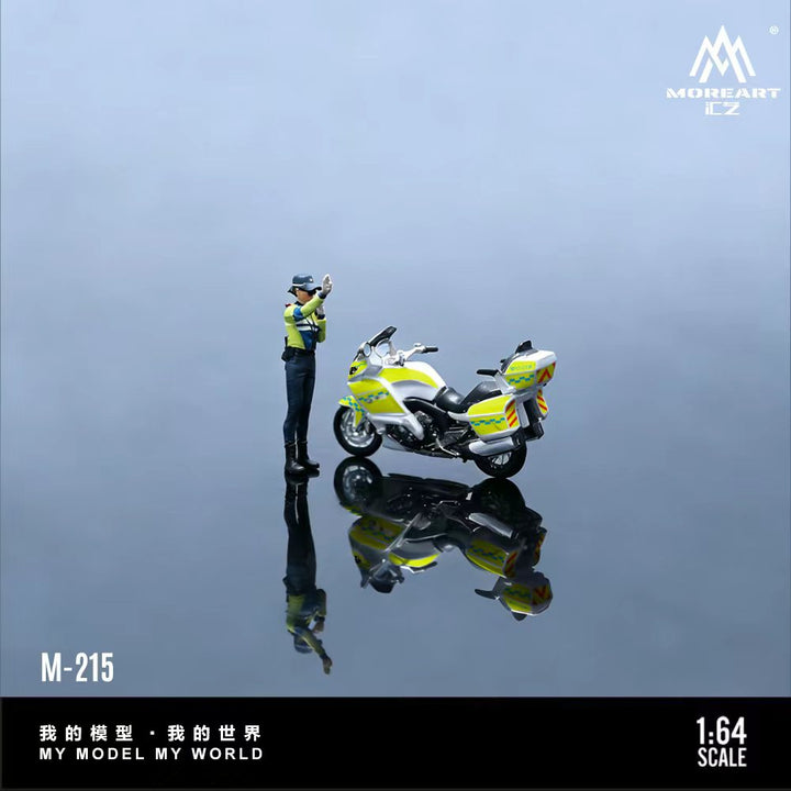 [Preorder] MoreArt 1:64 BMW POLICE MOTORCYCLE FEMALE RIDING POLCE DOLL SET A MO222215