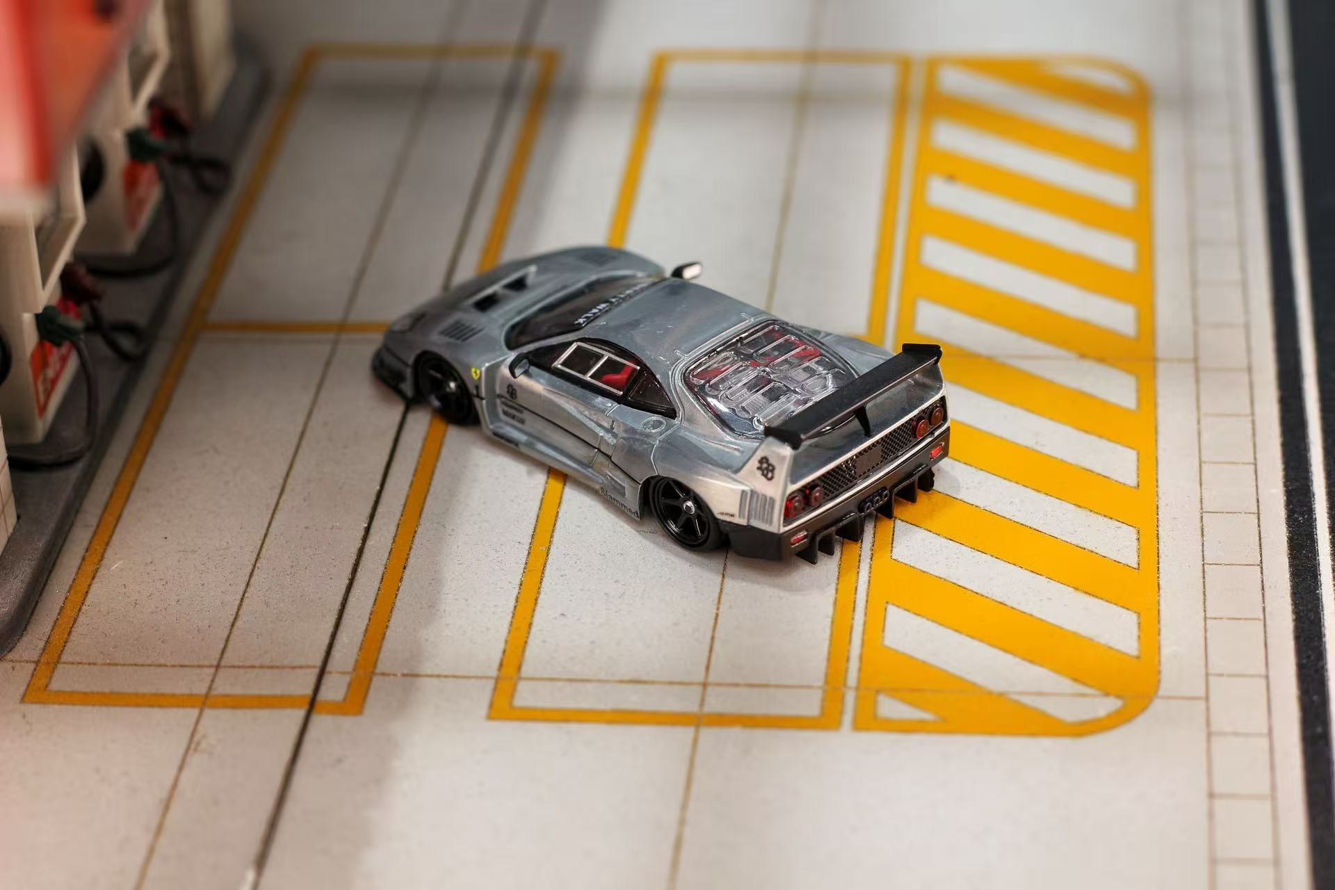 Preorder] Ghost Player 1:64 LBWK Ferrari F40 Customized Verison