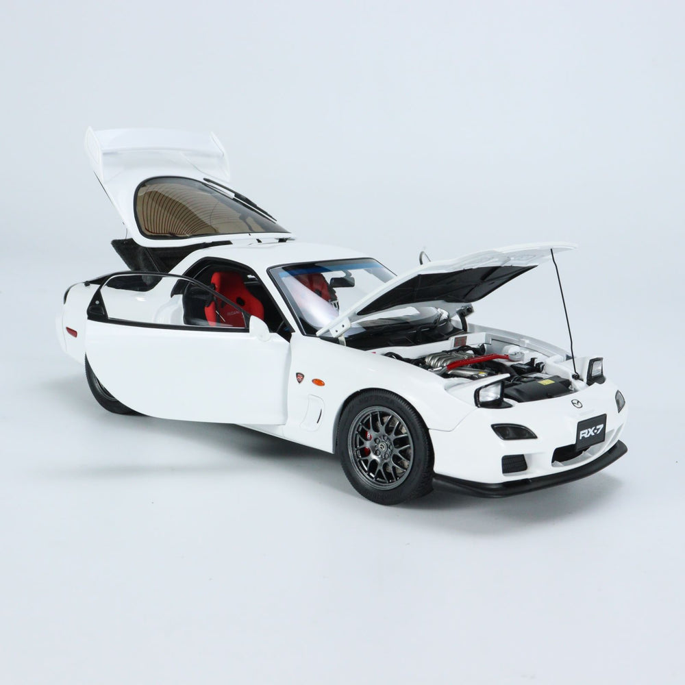 Polar Master 1:18 Mazda RX-7 Spirit R White Diecast Full Open PLM22001-01