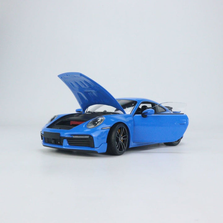 MINICHAMPS 1:18 Porsche 911 992 Turbo S (911 Turbo Sport) 113069172
