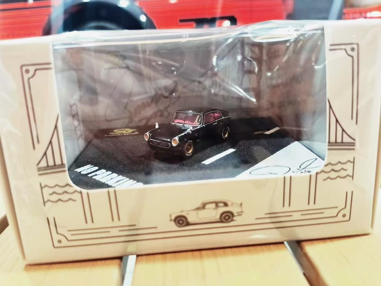 Student Driver x Simon's Garage x KILO 1:64 Honda S800 - Black