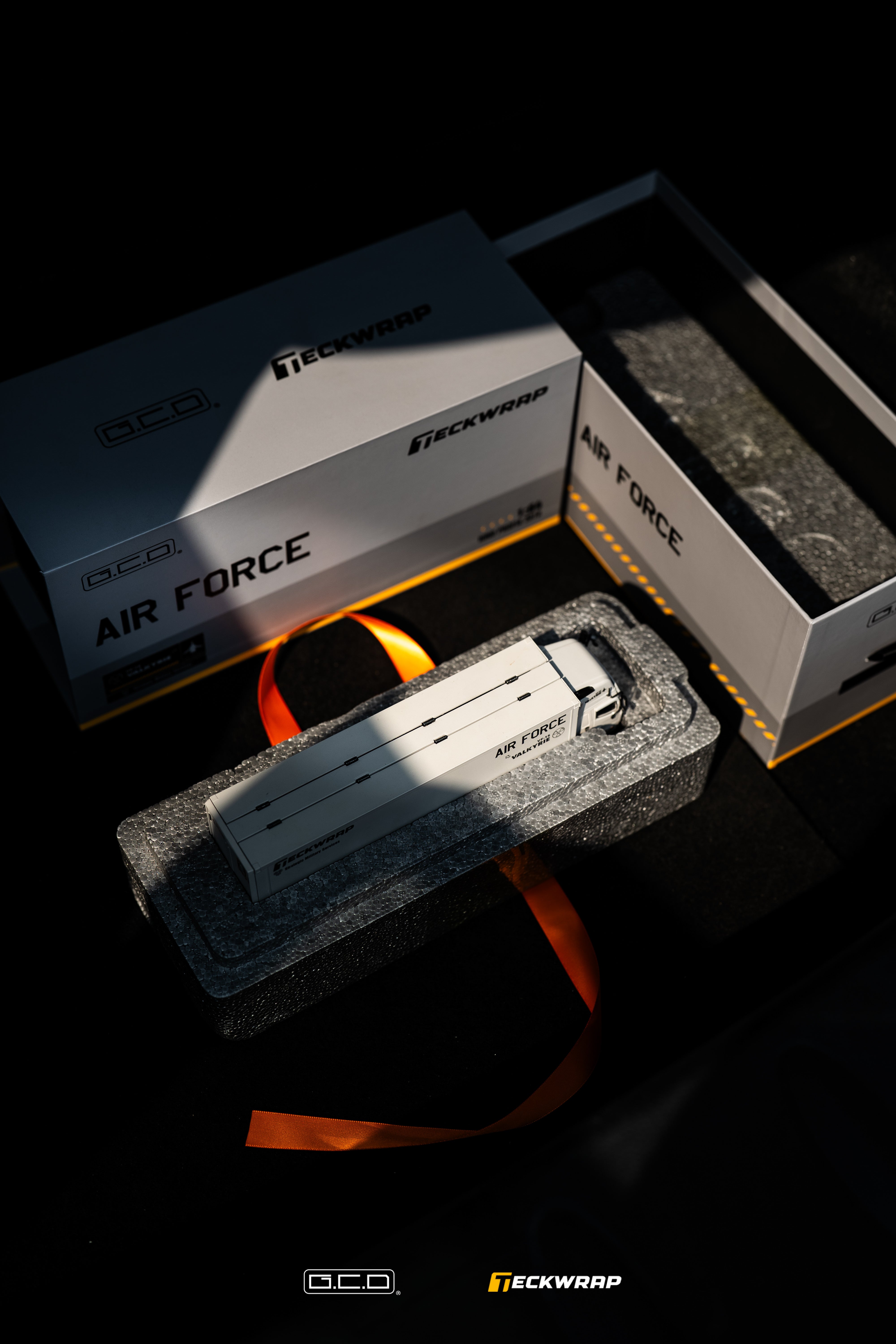 GCD 1:64 Hino Profia 700 combat Grey Livery (DarwinPro &TECKWRAP