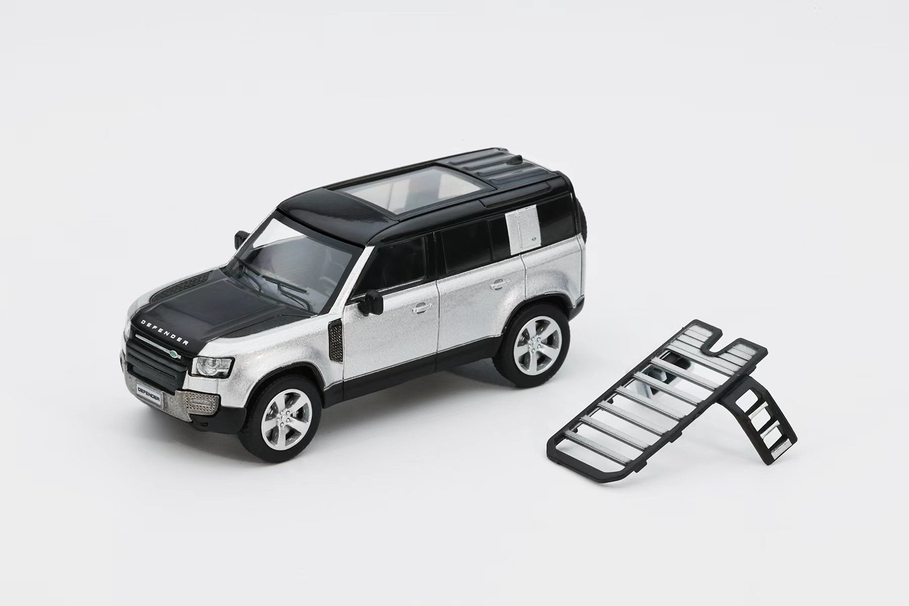 Preorder] GCD x ENCHERY 1:64 Land Rover Defender 110 LDH 2021 (2