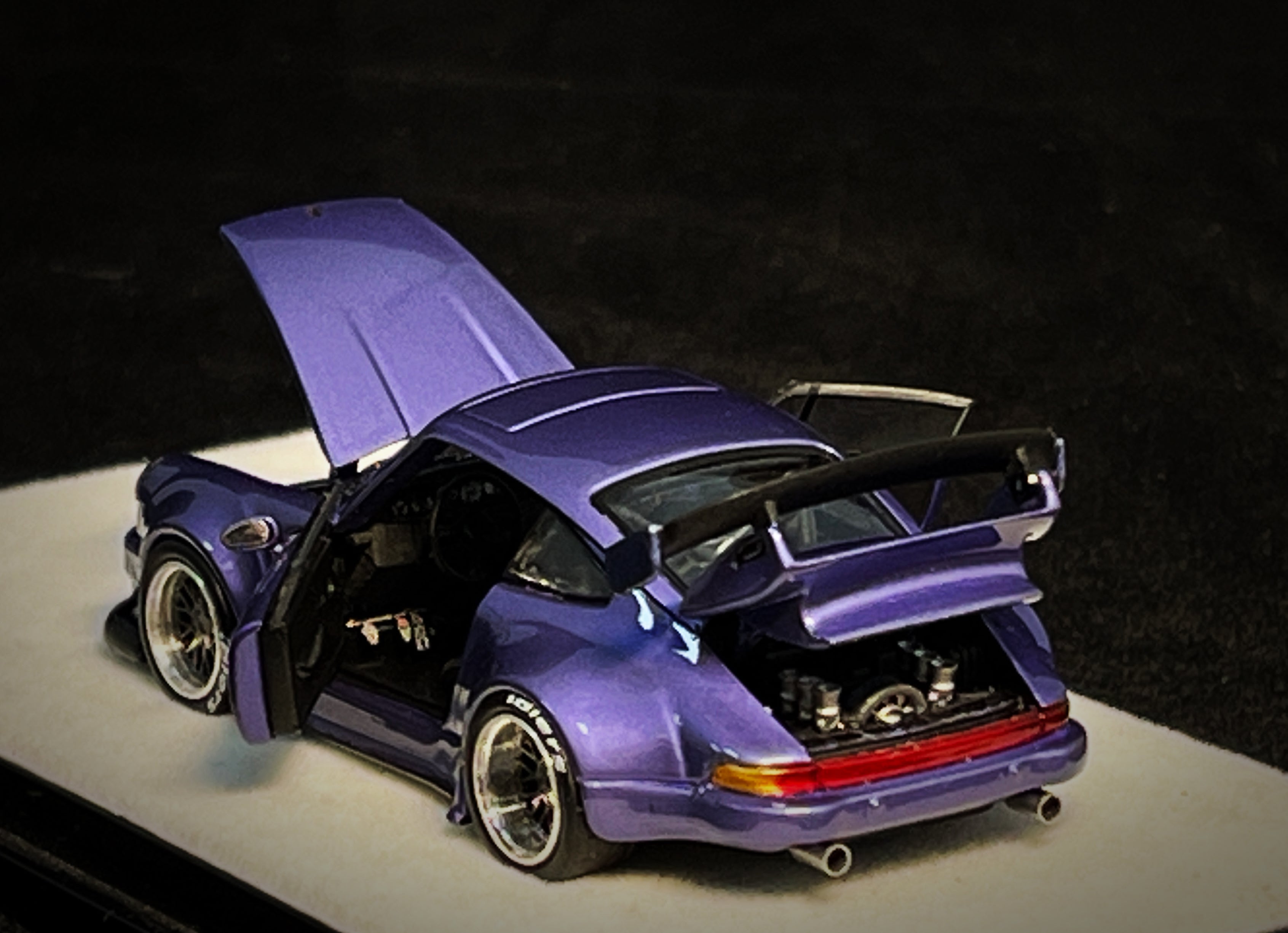 PGM 1:64 Porsche RWB930 - Violet Purple (2 Versions) – Horizon Diecast