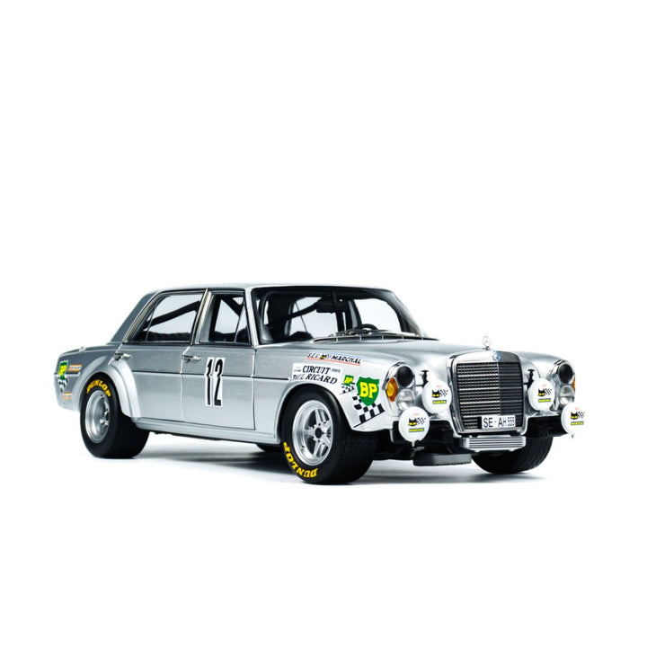 [Preorder] MINICHAMPS 1:18 Mercedes-Benz 300 SEL 6.8 AMG - 1971 - SILVER