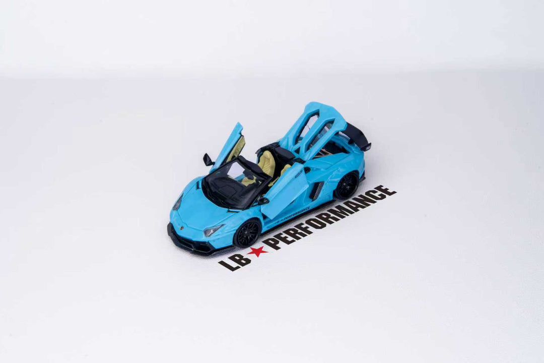 Rhino Model 1:64 Lamborghini LP720-4 Roadster LBWK Wide-Body Modified (2 Colours)