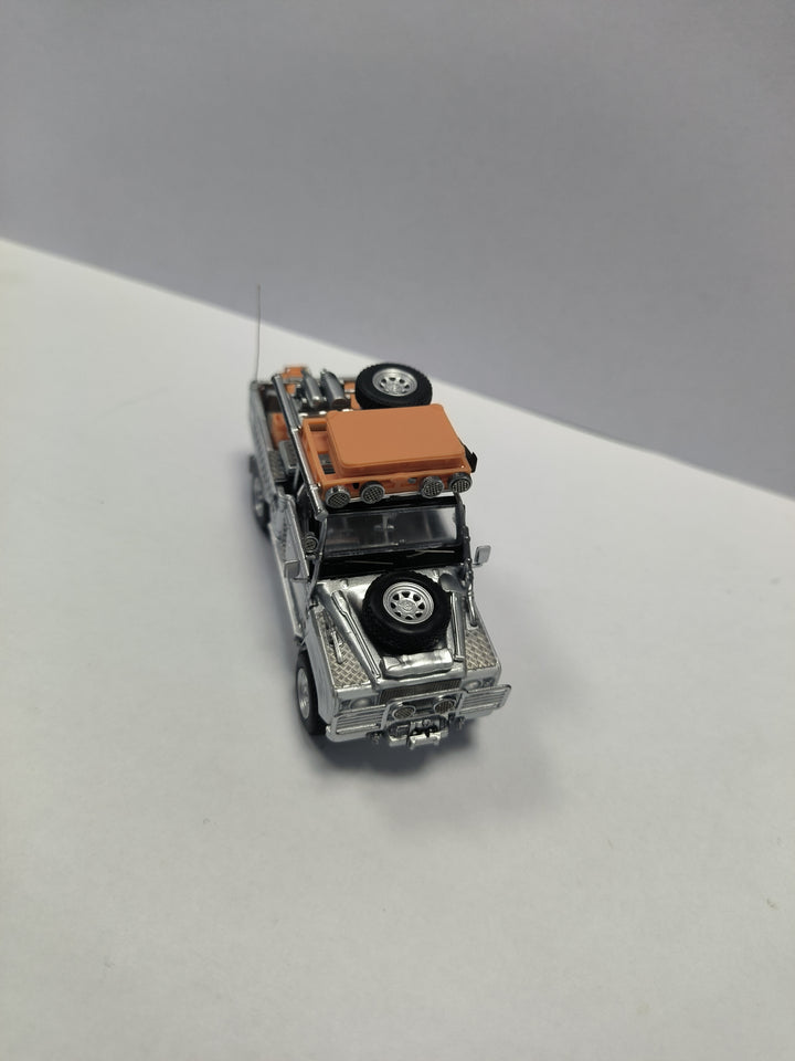 [Preorder] DCM 1:64 Land Rover Defender Tomb Raider Livery