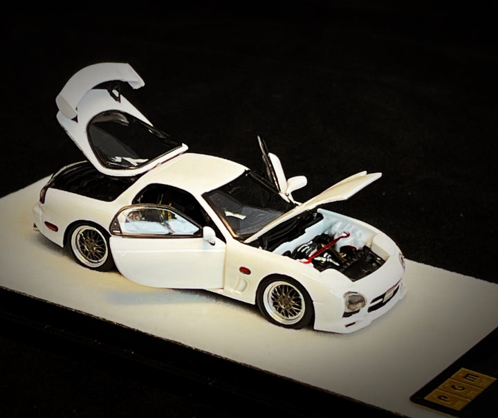 [Preorder] PGM 1:64 Mazda FD3S RX7 White Colour - Fully Opened Model (2 Versions)