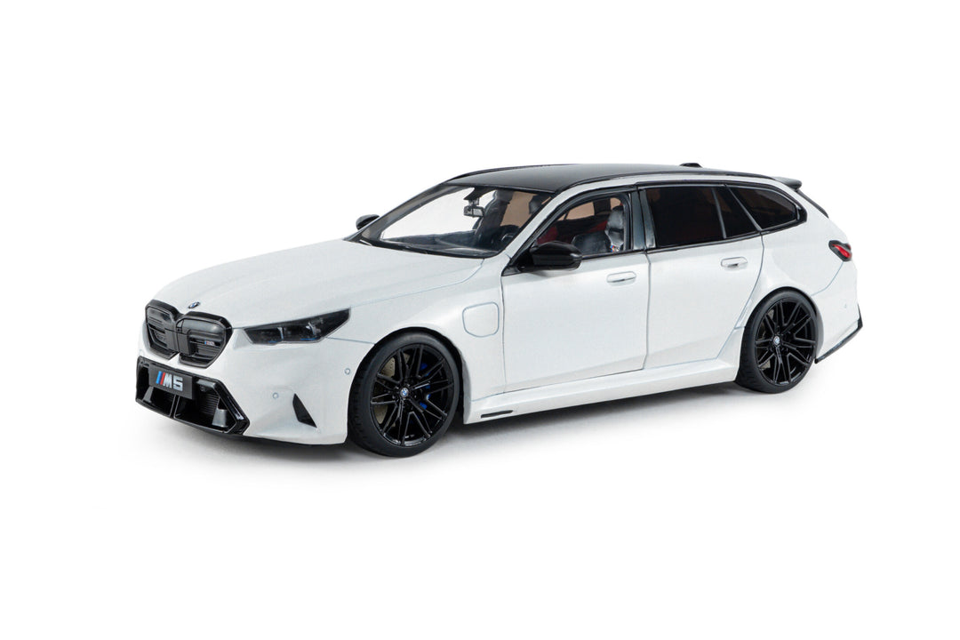 Solido 1:18 BMW M5 TOURING MARINA ALPINE WHITE SOLID 2025 S1814802