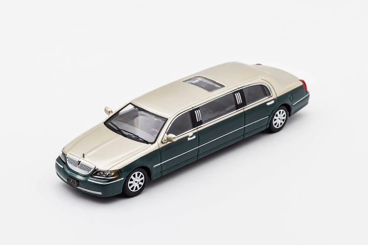 [Preorder] GCD 1:64 Stretch Lincoln Limousine - Champagne & Dark Green