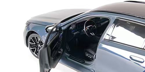 [Preorder] MINICHAMPS 1:18 BMW M5 TOURING - 2024 - GREY METALLIC 110023901