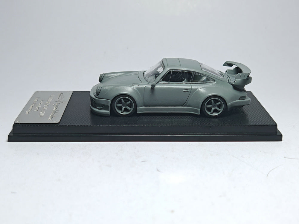 Model Collect 1:64 RWB 930 3.8 Type Wing Grey
