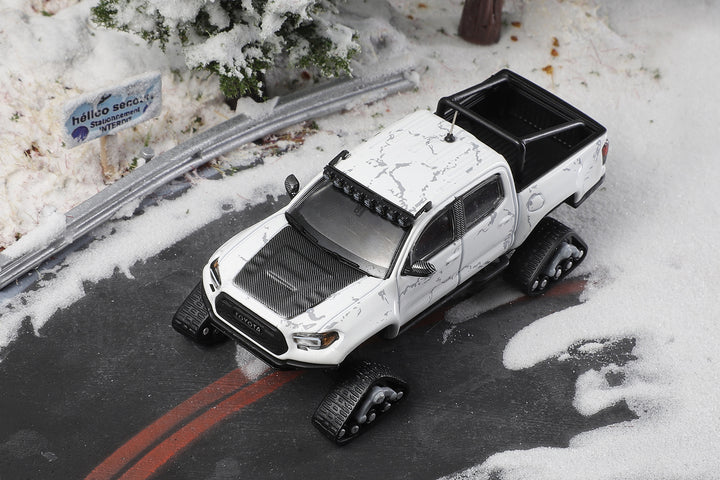 [Preorder] GCD 1:64 Toyota Tacoma Snow Version (4 Versions)