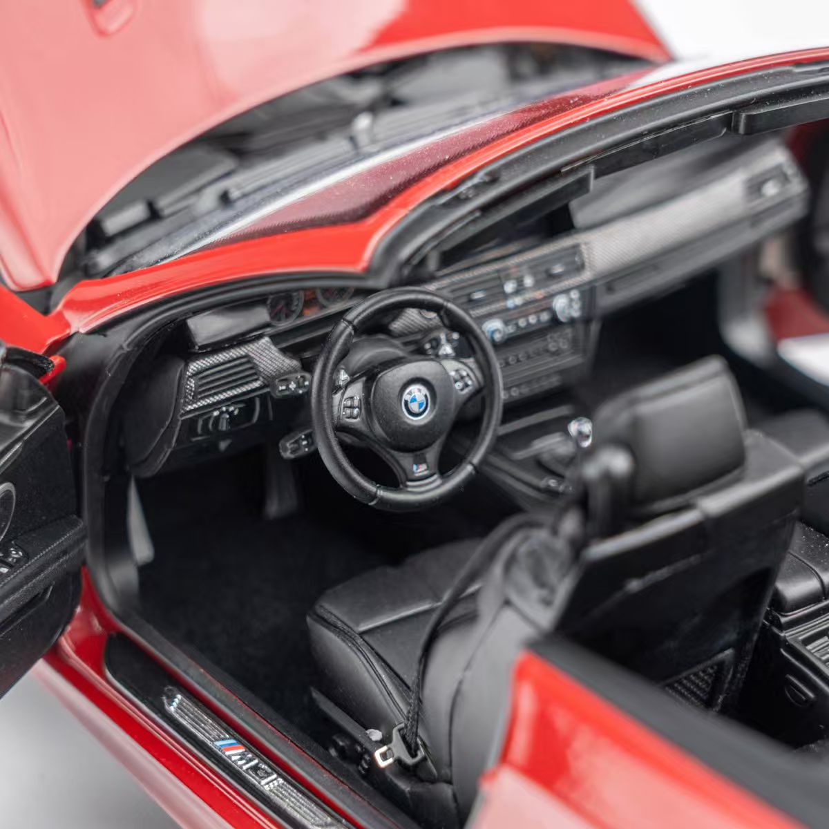 Preorder] Kyosho 1:18 BMW M3 CONVERTIBLE(E93M) MELBOURNE RED