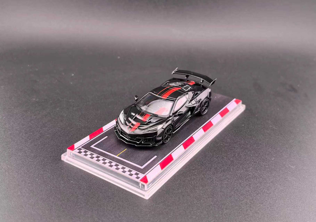 [Preorder] Fine works64 1:64 Chevrolet Corvette C8 ZR1 (2 Colours)