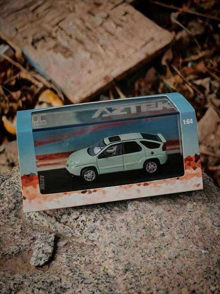 GOC 1:64 2004 Pontiac Aztek Light Green