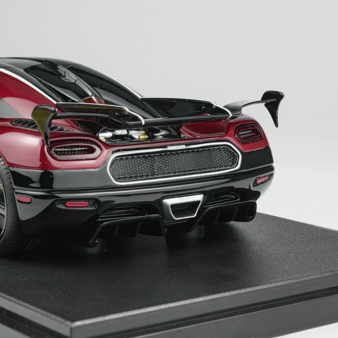 GT Spirit 1:18 KOENIGSEGG AGERA RS DEEP RED 2017 GT931