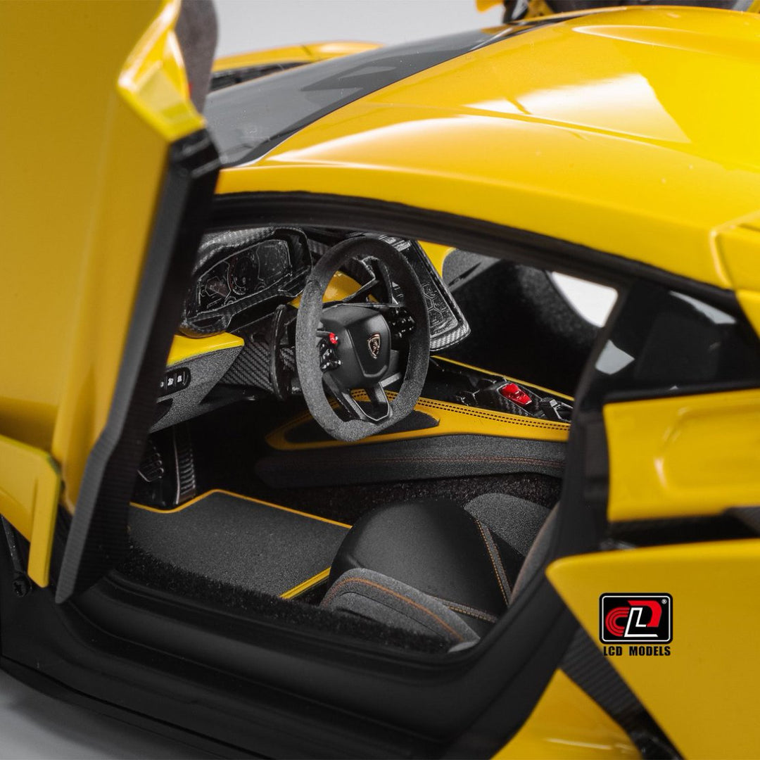 [Preorder] LCD 1:18 Lamborghini Revuelto Yellow LCD18026-YE