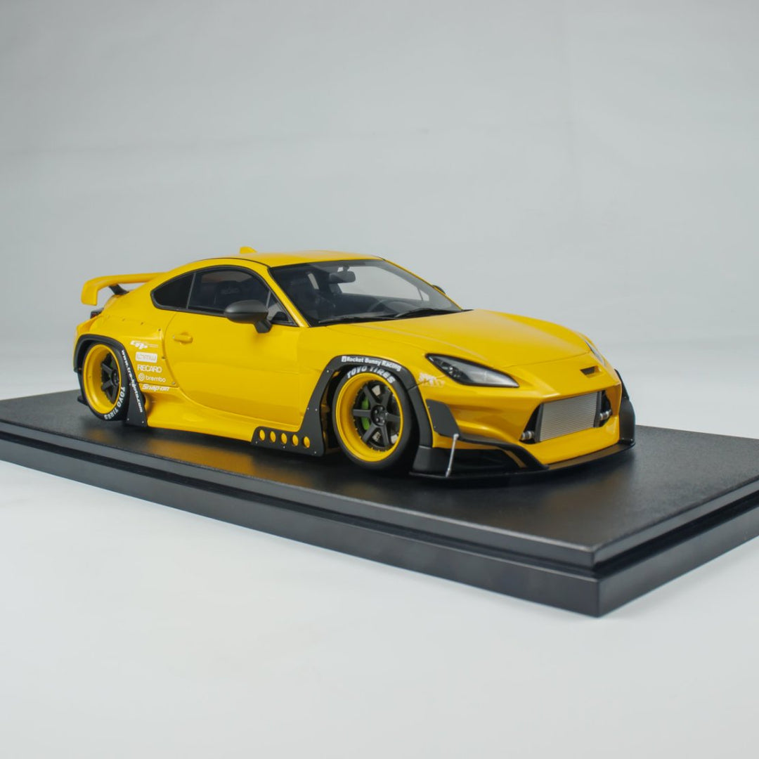 GT Spirit 1:18 Toyota GR86 Rocket Bunny Yellow CLDC043