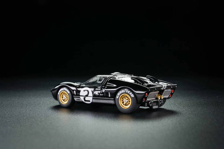 [Preorder] FG &amp; KH 1:64 Ford GT40 MK.II &amp; Scania Car Carrier 640005-01 / T-607 (2 Variants)