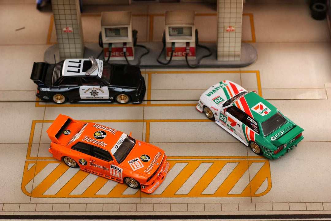 [Preorder] Street Weapon 1:64 BMW E30 M3 LTO Modified Version (3 Versions)