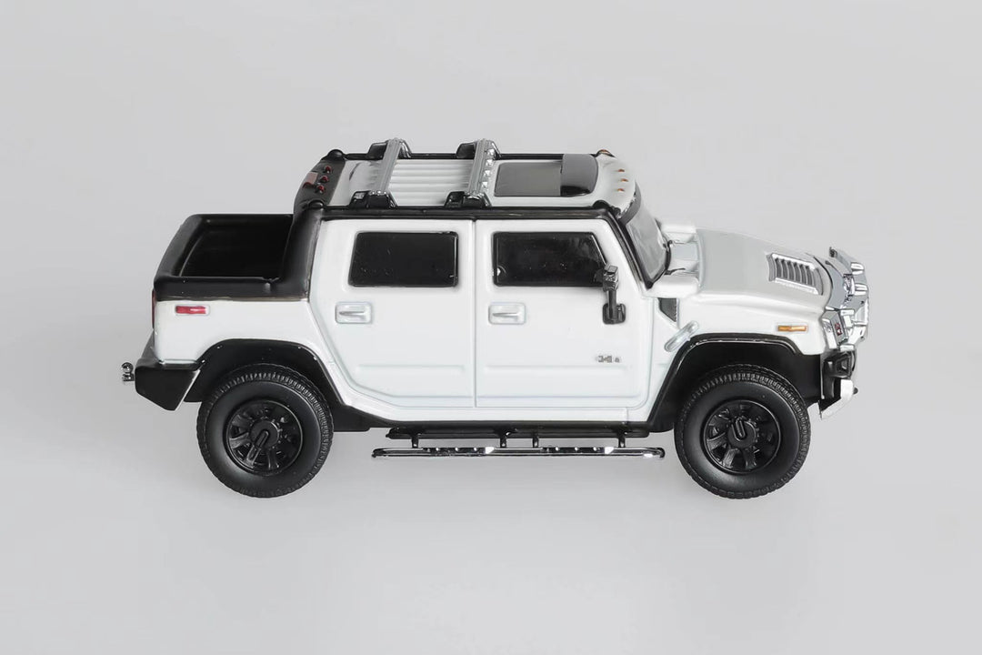 [Preorder] LuLu Model 1:64 GMC Hummer H2 SUT (2 Colours)